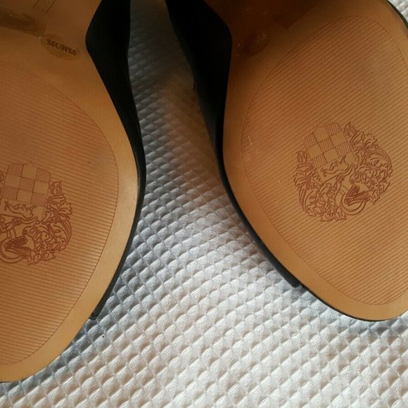 NEW Vince Camuto Women's 9.5 Leather High Heels Shoes - Picture 4 of 5